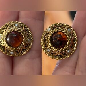Elegant Gold and Amber Earrings clip on with faux pearls